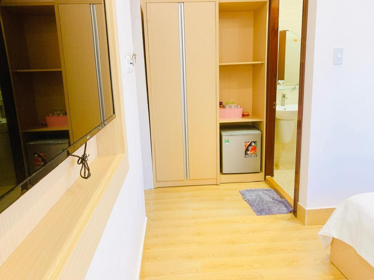Phuc Hung Hotel Rạch Giá Buitenkant foto