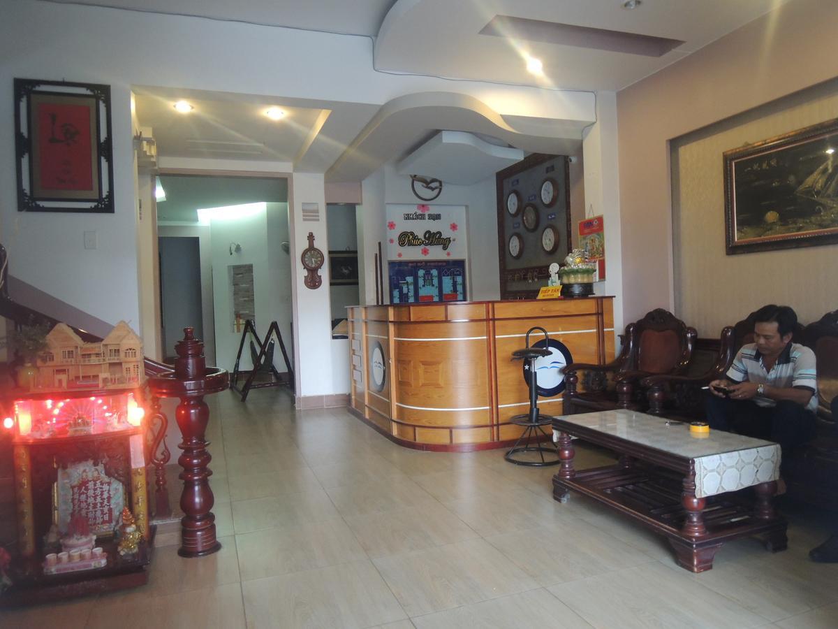 Phuc Hung Hotel Rạch Giá Buitenkant foto